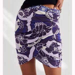 Free People She’s Something Else Plum Mini Skirt - Large